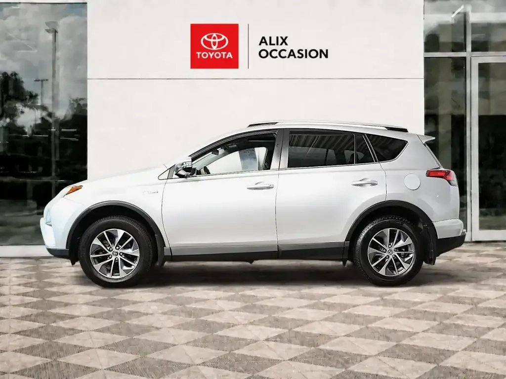 Toyota Rav4 Hybrid 2016 photo 3