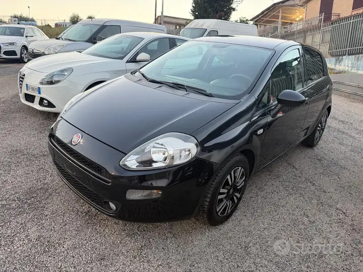 Fiat Punto 2015 photo 2