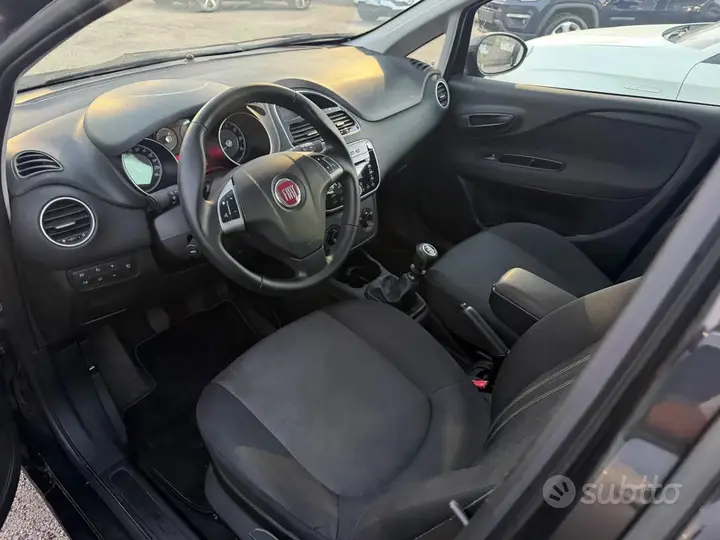 Fiat Punto 2015 photo 5