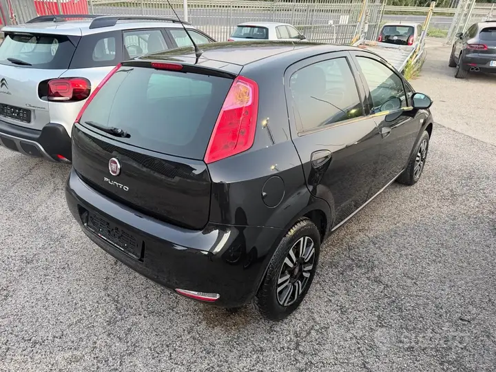 Fiat Punto 2015 photo 3