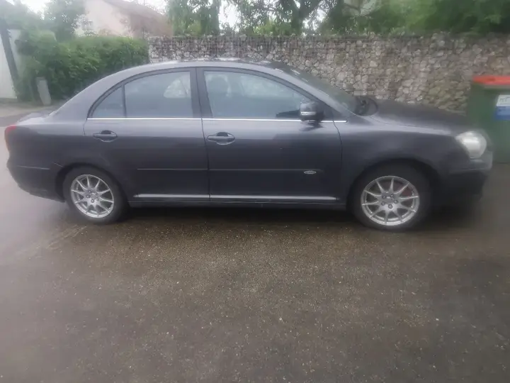 Toyota Avensis 2008 photo 3