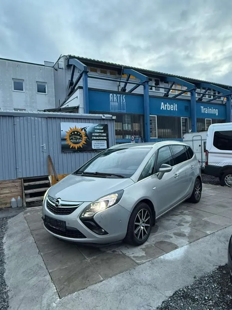 Opel Zafira
