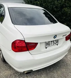 BMW 320I 2009 photo 5