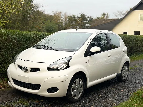 Toyota Aygo 2010 photo 4