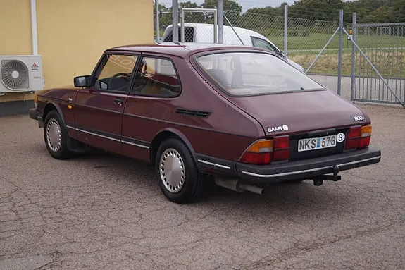 Saab 900 1988 photo 5