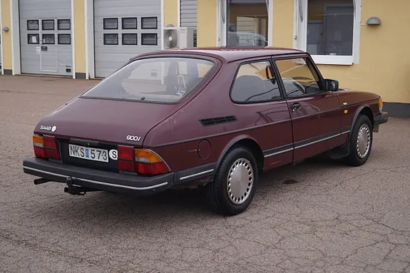 Saab 900 1988 photo 4