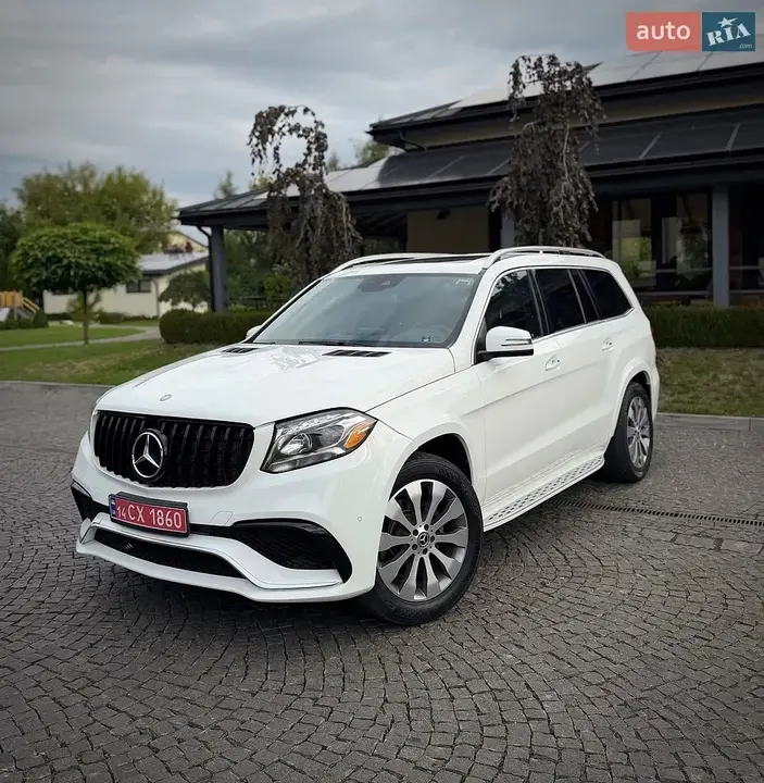 Mercedes-Benz Gls-Class 2017 photo 2