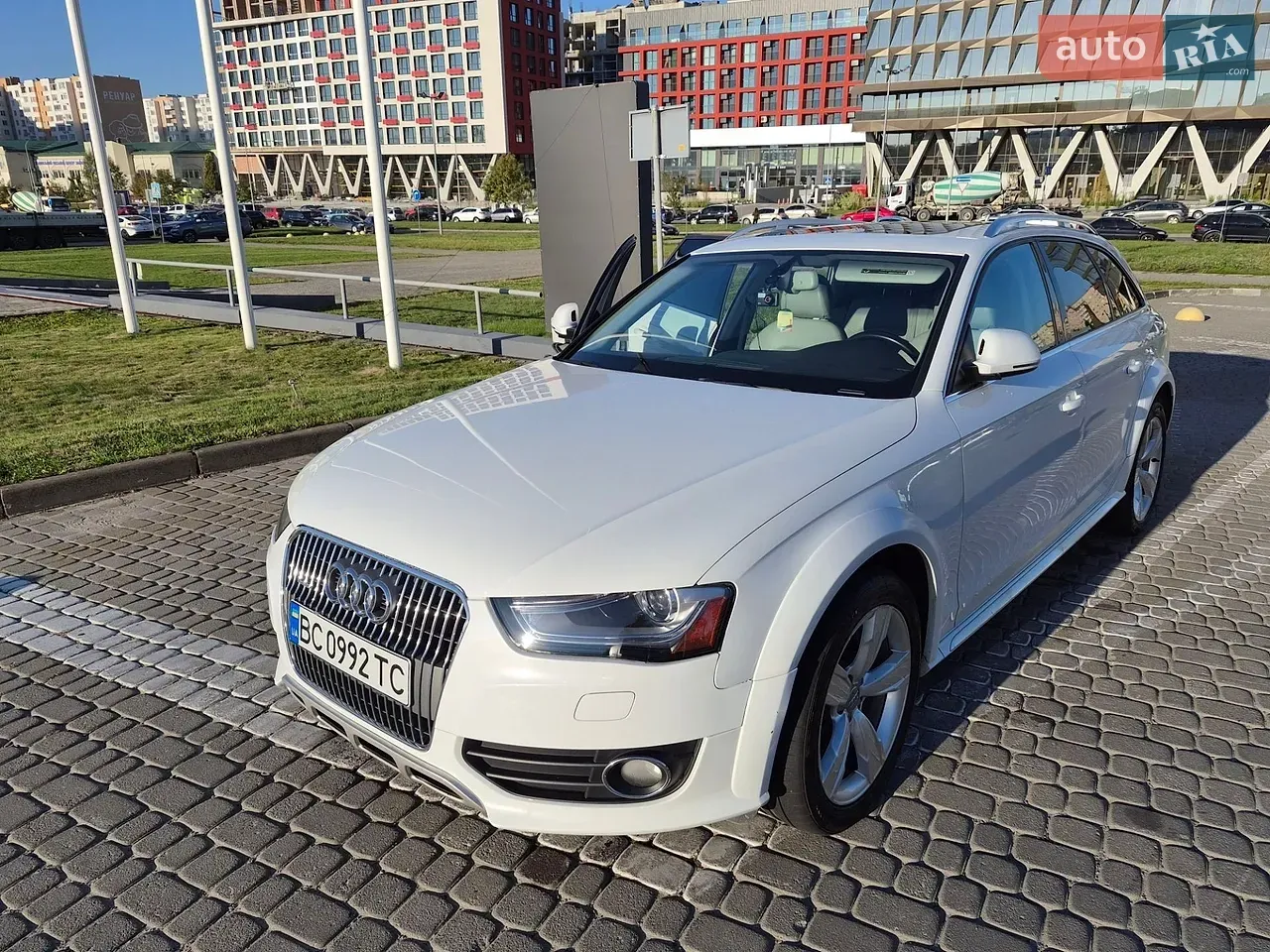 Audi A4 Allroad 2013 photo 3