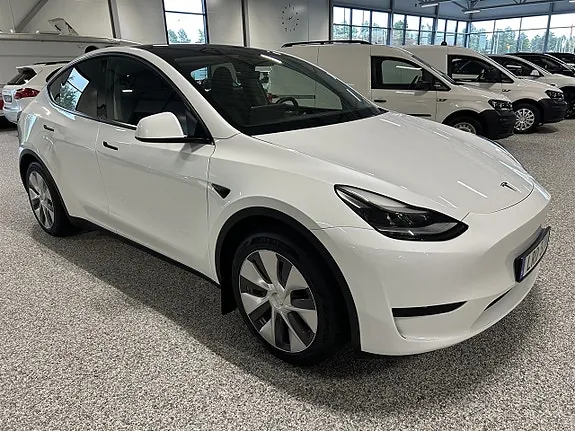 Tesla Model Y 2023 photo 5