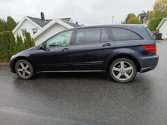Mercedes-Benz R320