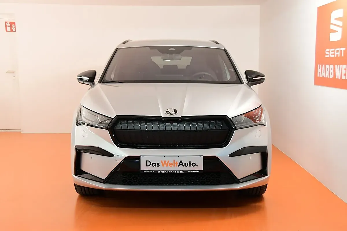 Skoda Enyaq 2023 photo 3