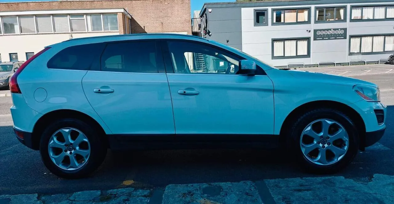 Volvo Xc60 2013 photo 2