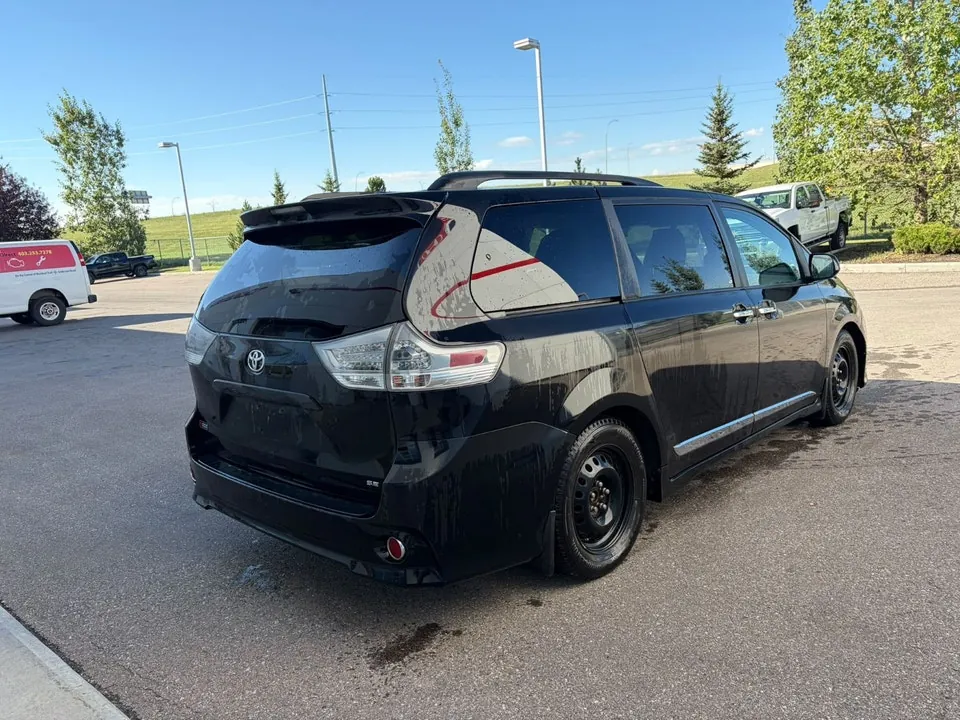 Toyota Sienna 2014 photo 5