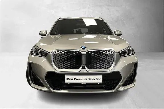 BMW Ix1 2025 photo 5