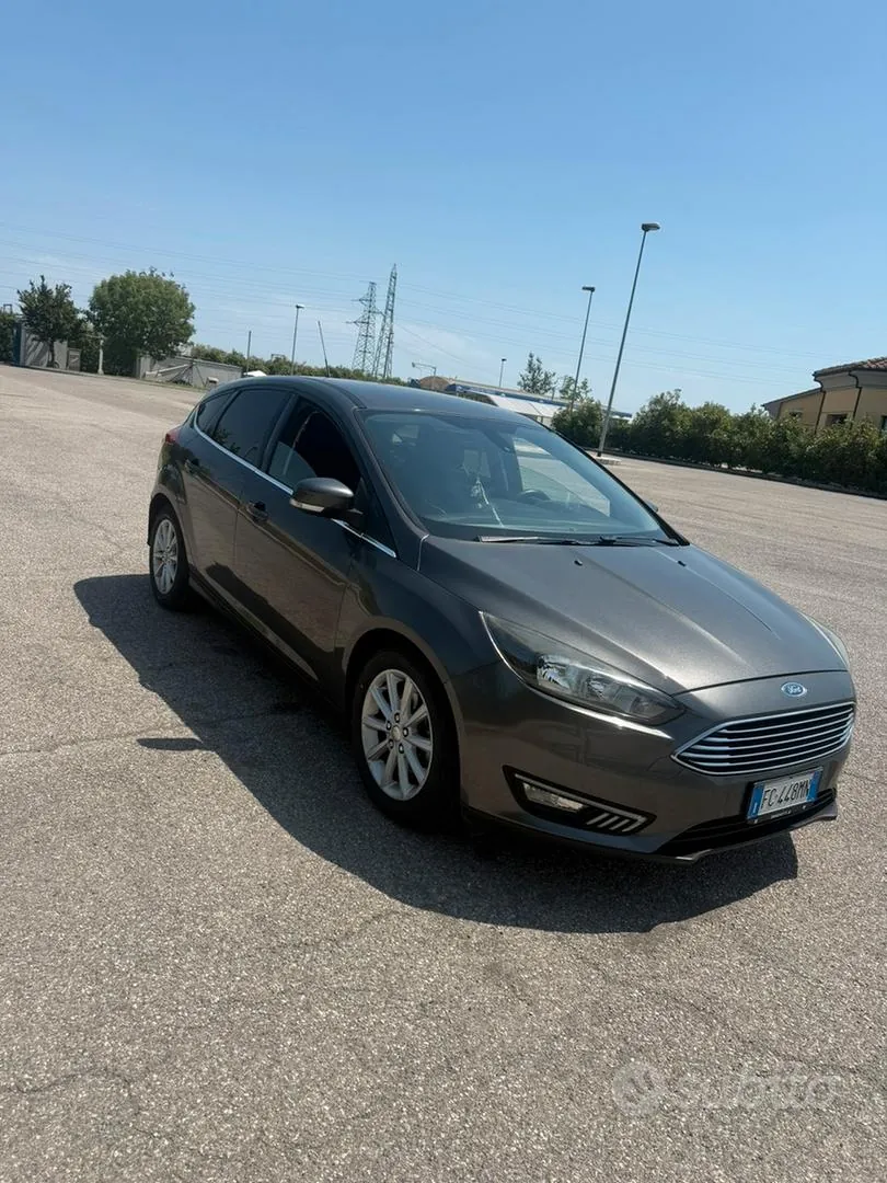 Ford Focus 2016 photo 2