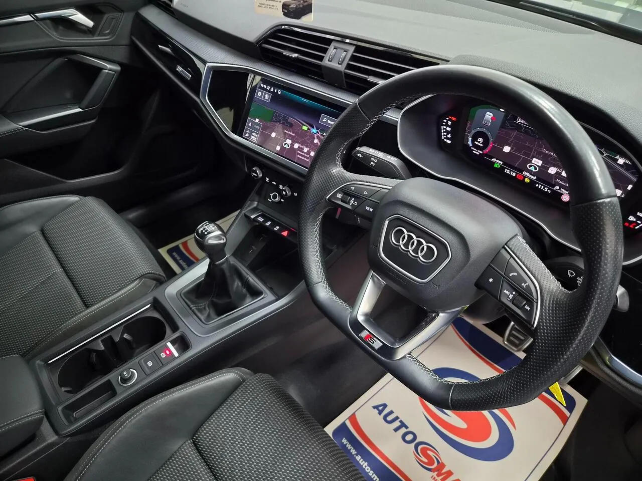 Audi Q3 2021 photo 4
