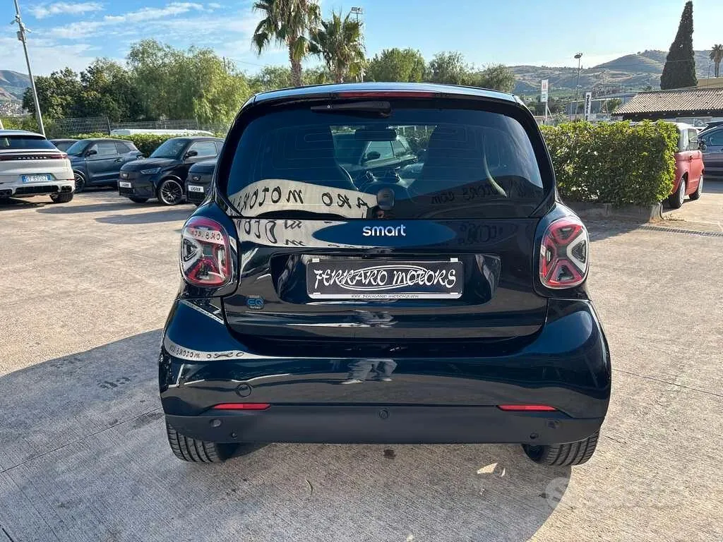 Smart Fortwo 2021 photo 5