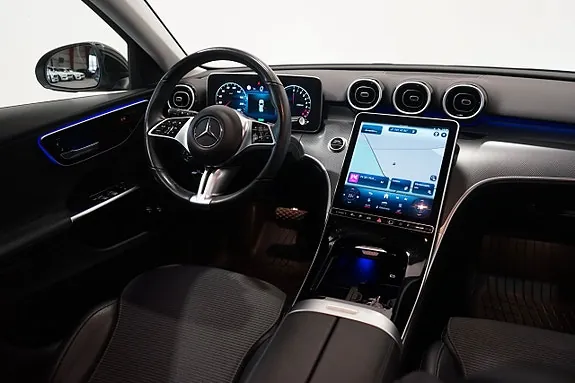 Mercedes-Benz C300 2023 photo 5