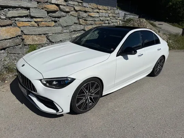 Mercedes-Benz C-Class 2023 photo 2