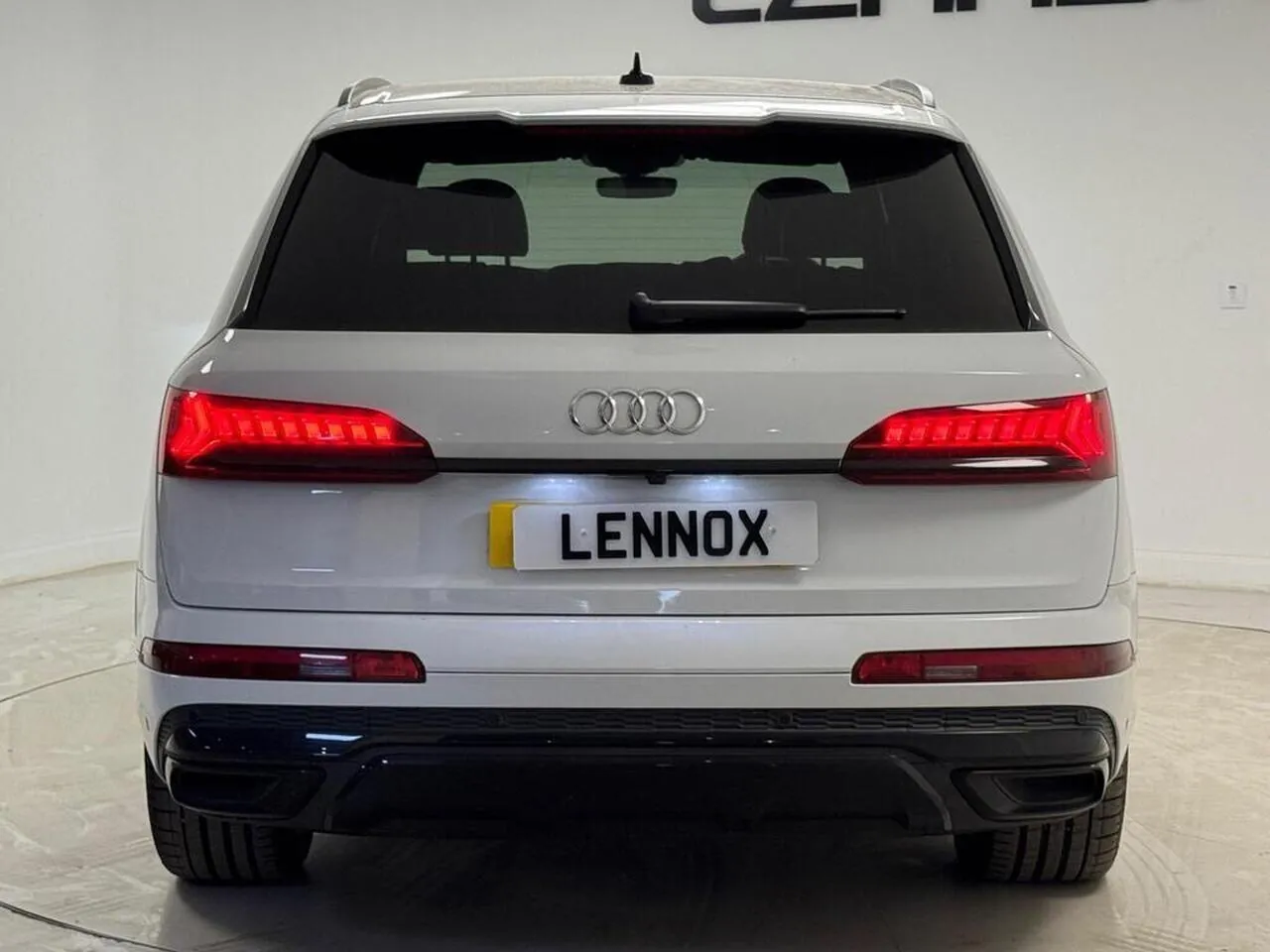 Audi Q7 2022 photo 5