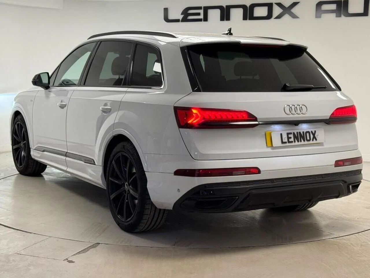 Audi Q7 2022 photo 4