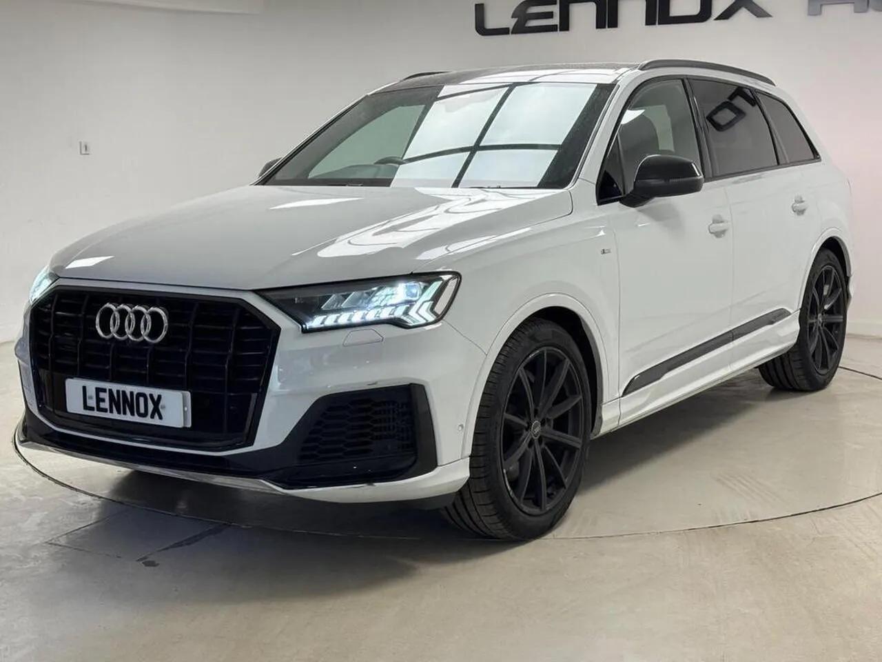 Audi Q7 2022 photo 3