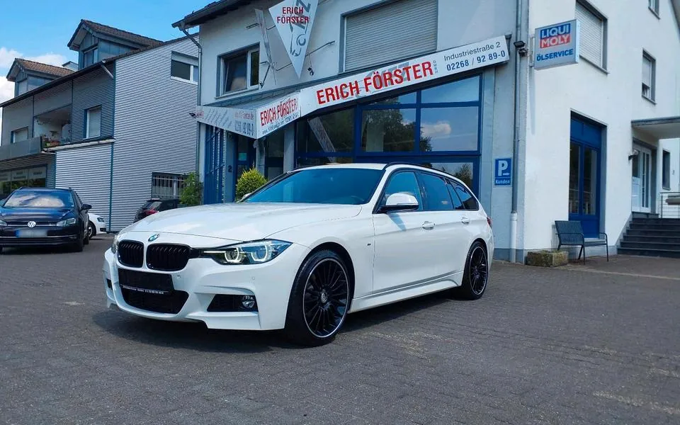 BMW 318I Touring