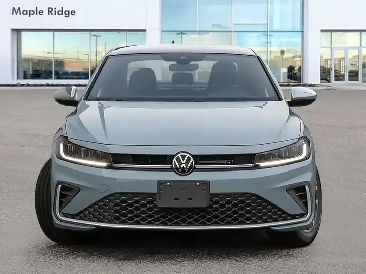 Volkswagen Jetta 2027 photo 2