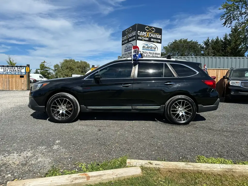 Subaru Outback 2018 photo 2