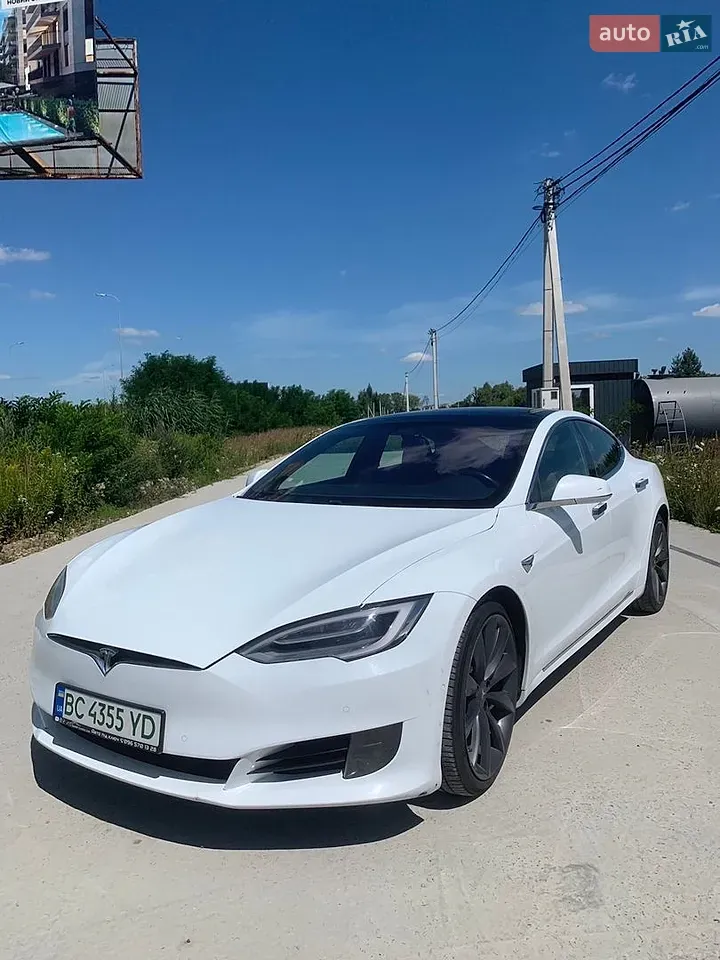 Tesla Model S 2016 photo 2