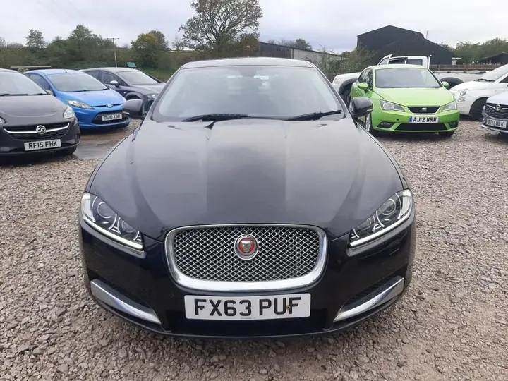 Jaguar Xf 2013 photo 2
