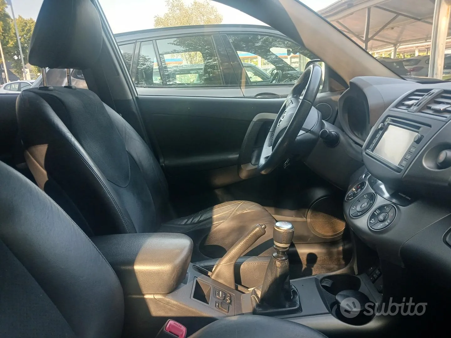 Toyota Rav4 2012 photo 5