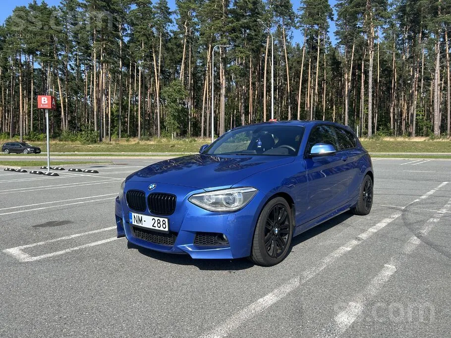 BMW 118D 2012 photo 4