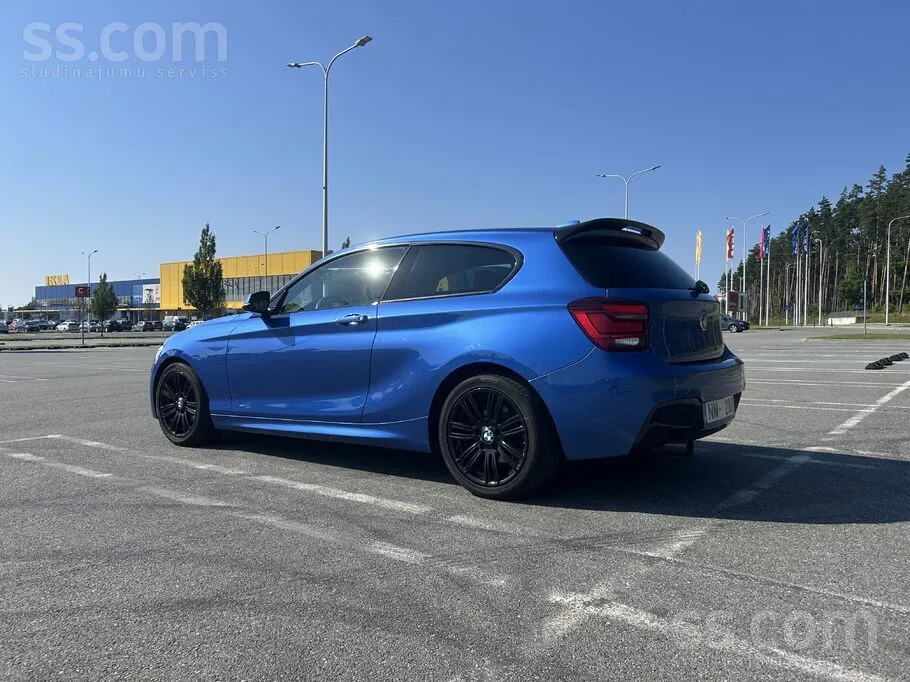 BMW 118D 2012 photo 2