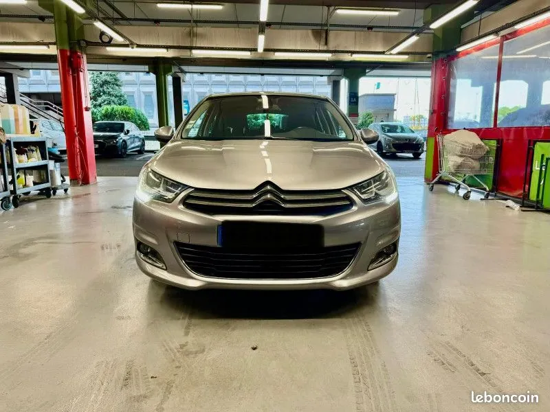 Citroen C4 2017 photo 2