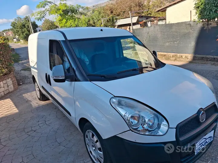 Fiat Doblò 2014 photo 2