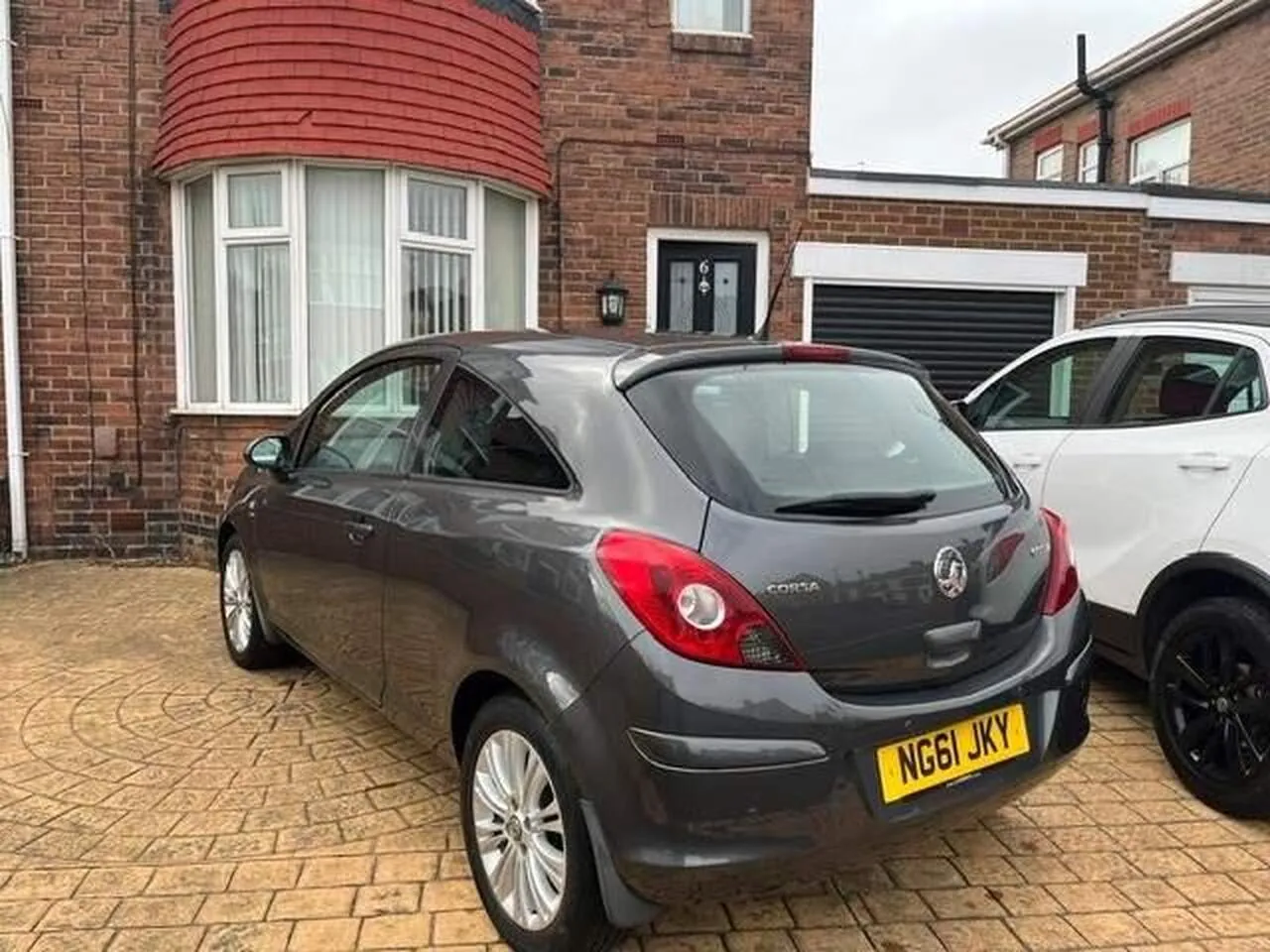 Vauxhall Corsa 2012 photo 3