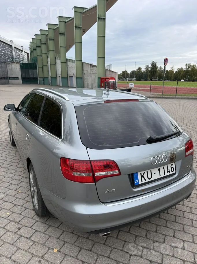 Audi A6 2011 photo 2