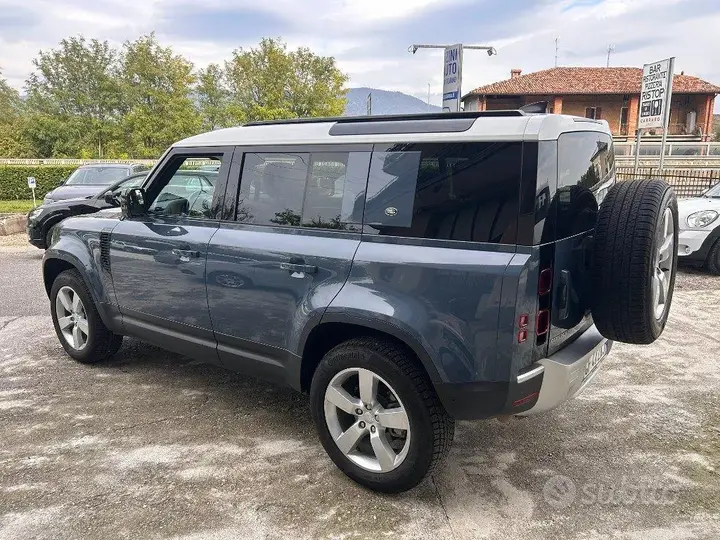 Land Rover Defender 2021 photo 4