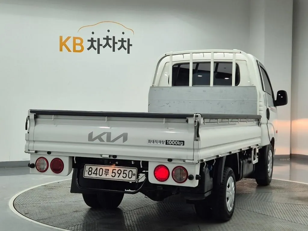 Kia Bongo 2023 photo 3