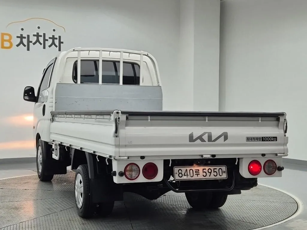Kia Bongo 2023 photo 2