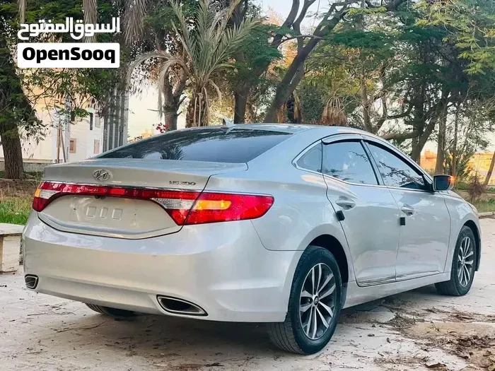 Hyundai Azera 2012 photo 2