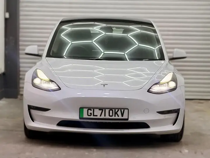 Tesla Model 3 2022 photo 4