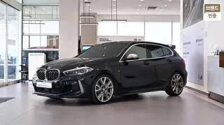 BMW 1 Series 2022 photo 2