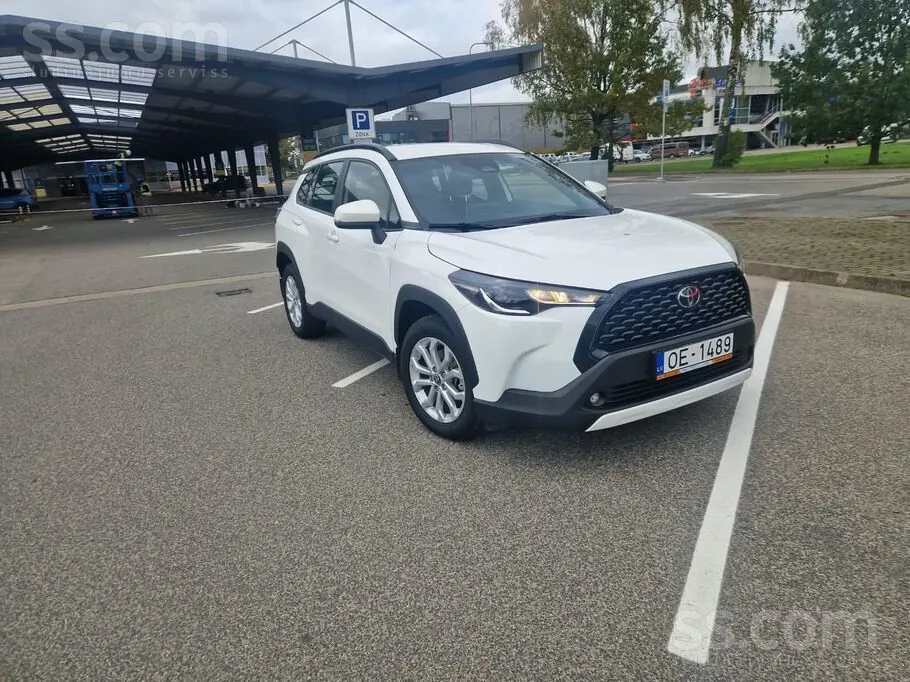 Toyota Corolla Cross 2025 photo 2
