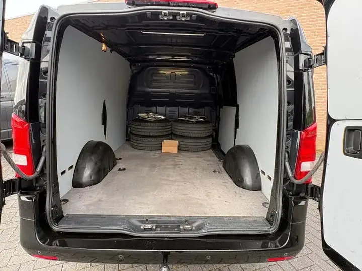 Mercedes-Benz Vito 2021 photo 3