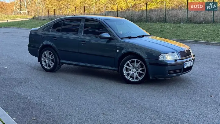 Skoda Octavia 2005 photo 4