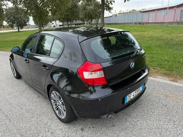 BMW 118D 2007 photo 5
