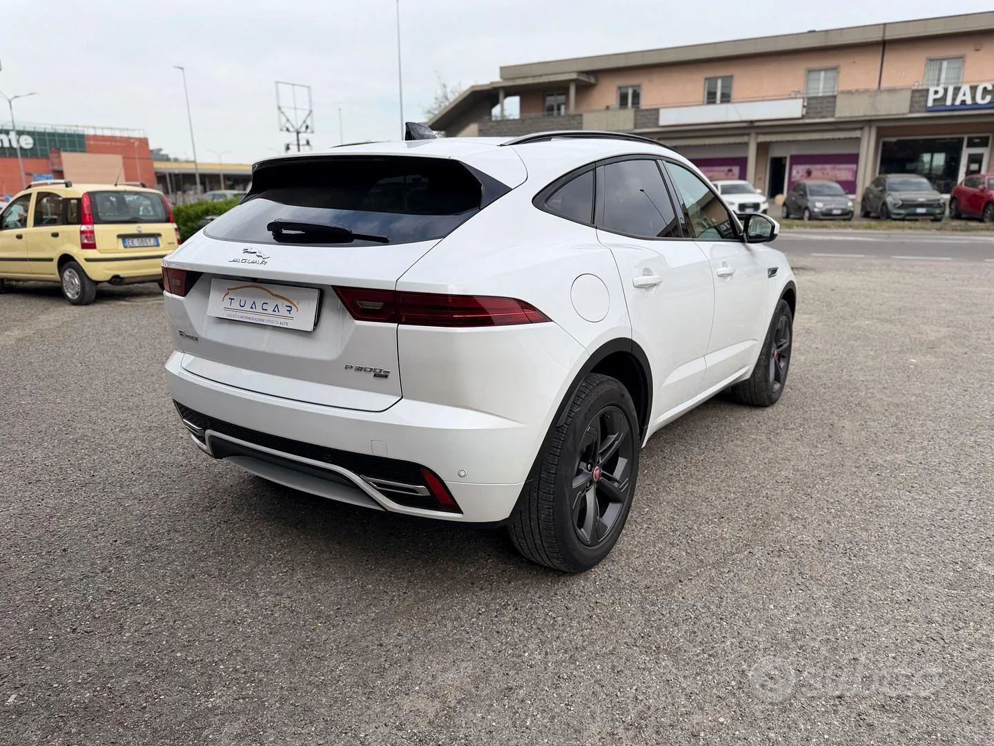 Jaguar E-Pace 2022 photo 5