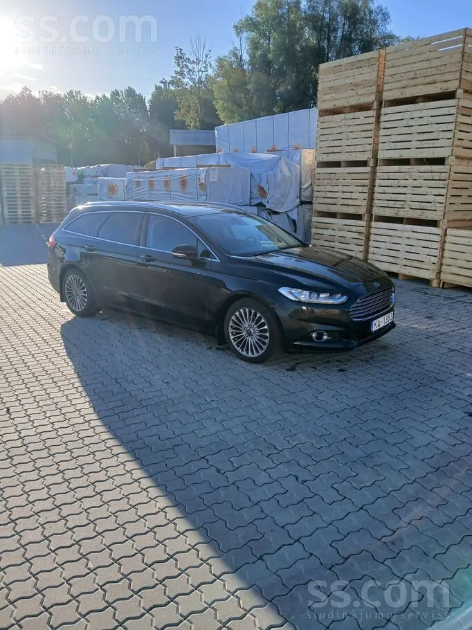 Ford Mondeo 2015 photo 2